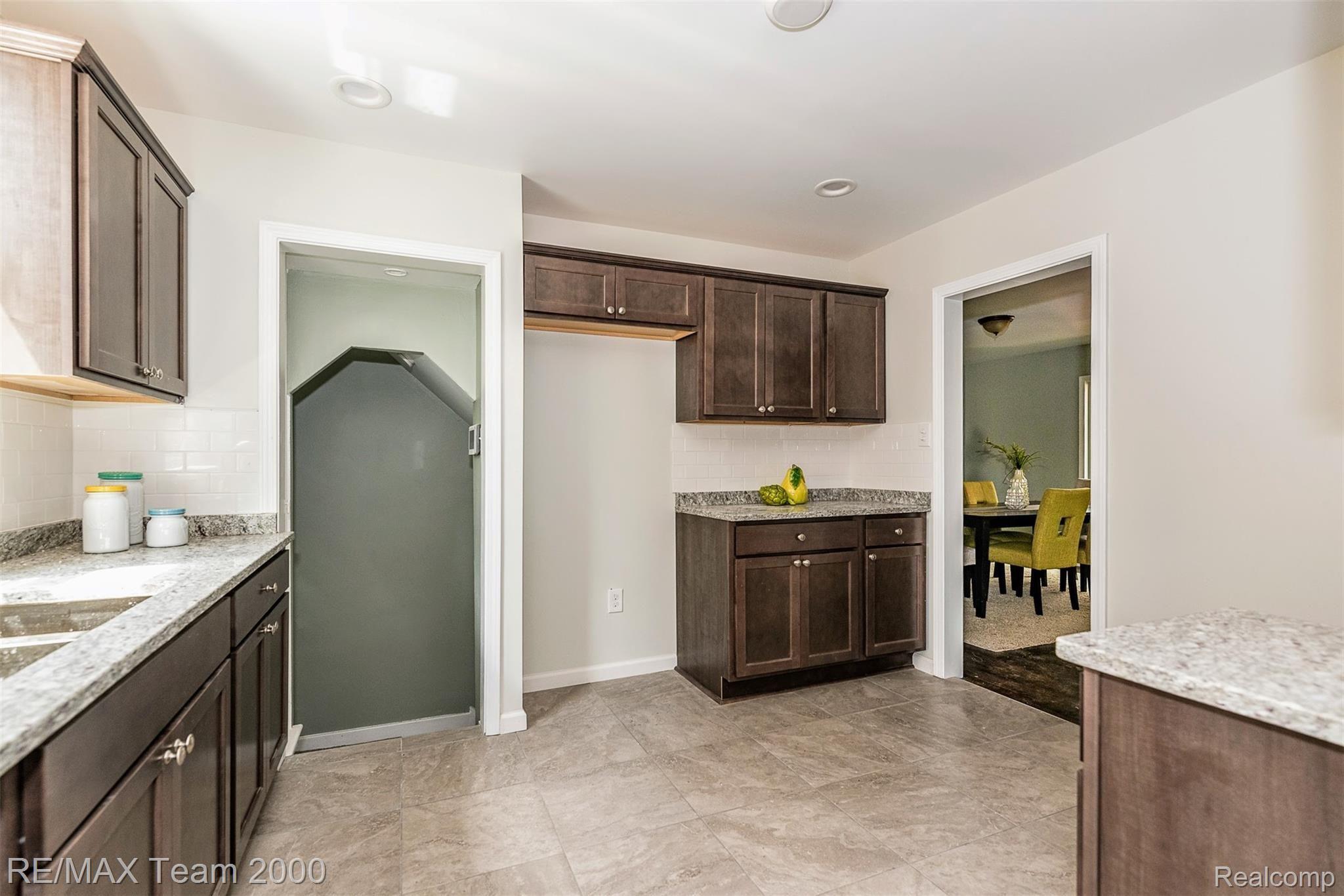 5067 Harvard Road Detroit, MI 48224 - Photo 14 of 25 DSC_8409.jpg