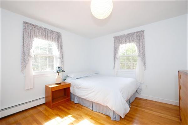 26 Reeves Road Bedford, MA 01730 - Photo 14 of 20 Gallery Image 14