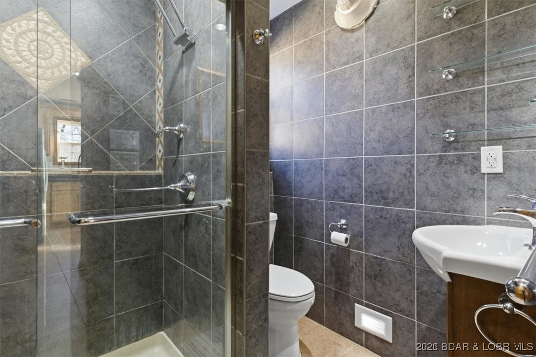 410 Nichol Road Edwards, MO 65326 - Photo 27 of 57