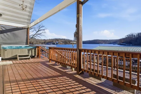 $569,900 | 410 Nichol Road, Edwards, MO 65326