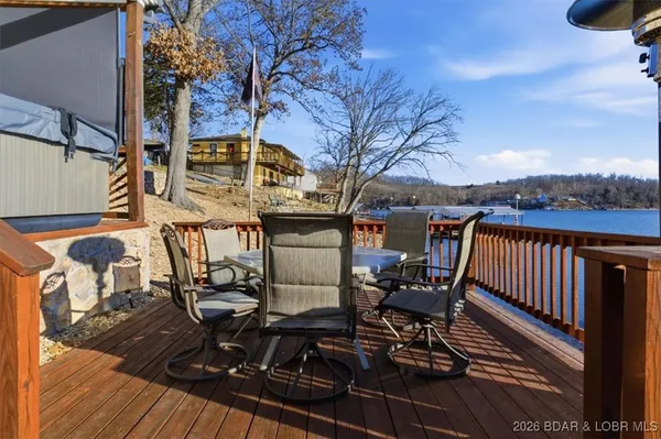 $569,900 | 410 Nichol Road, Edwards, MO 65326