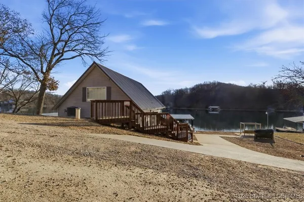 $569,900 | 410 Nichol Road, Edwards, MO 65326