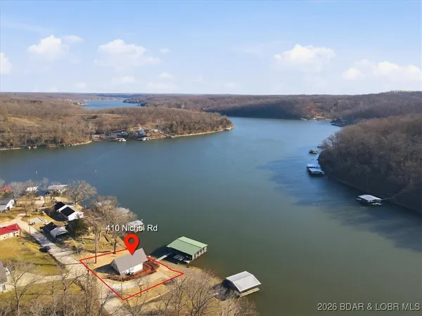 $569,900 | 410 Nichol Road, Edwards, MO 65326