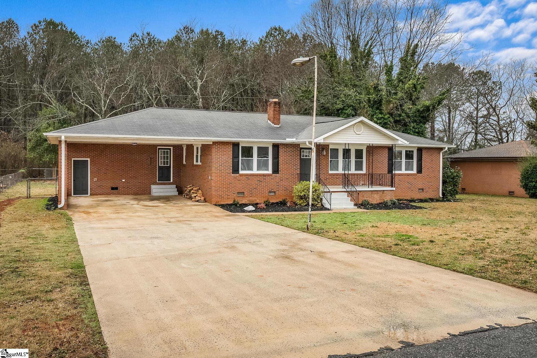 3892 Seminole Avenue Anderson, SC 29626 - Photo 4 of 35 Gallery Image 4