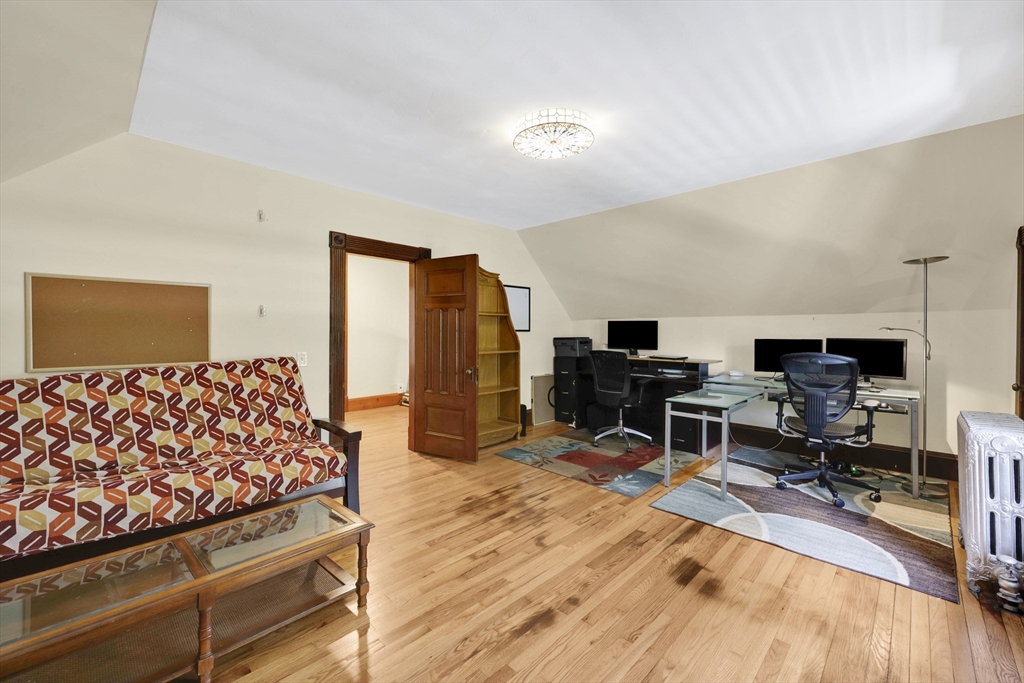 36 Spruceland Avenue Springfield, MA 01108 - Photo 32 of 42
