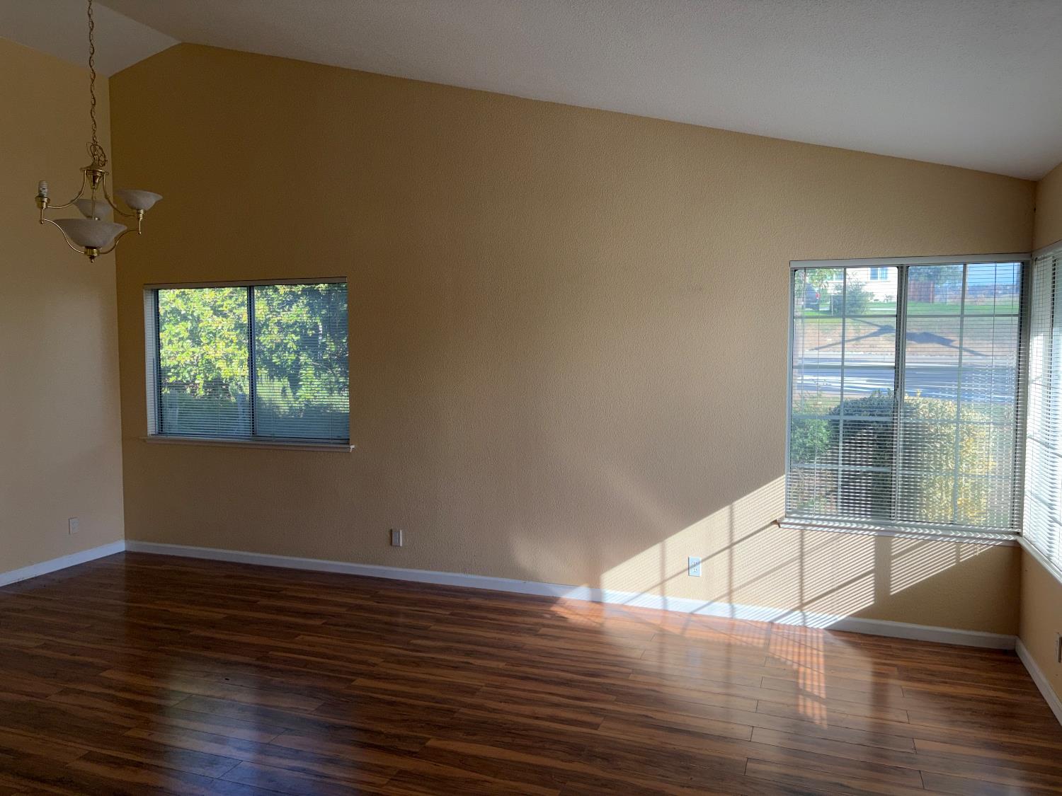 198 Big Valley Road Folsom, CA 95630 - Photo 4 of 30