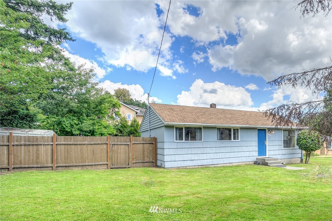 7840 South Langston Road Seattle, WA 98178 - Photo 1 of 20