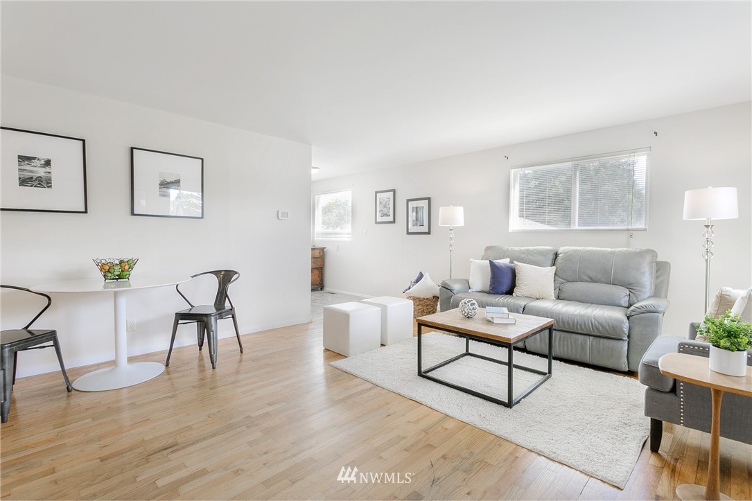7840 South Langston Road Seattle, WA 98178 - Photo 2 of 20