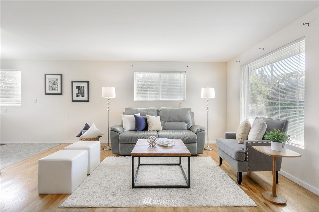 7840 South Langston Road Seattle, WA 98178 - Photo 3 of 20