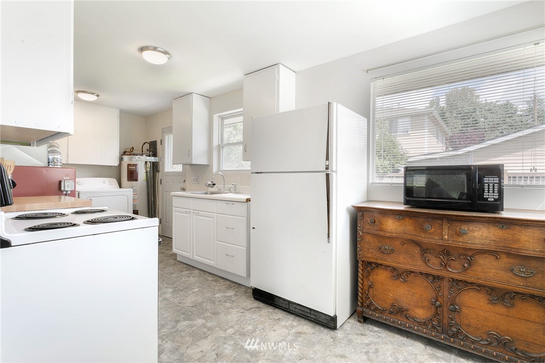 7840 South Langston Road Seattle, WA 98178 - Photo 8 of 20