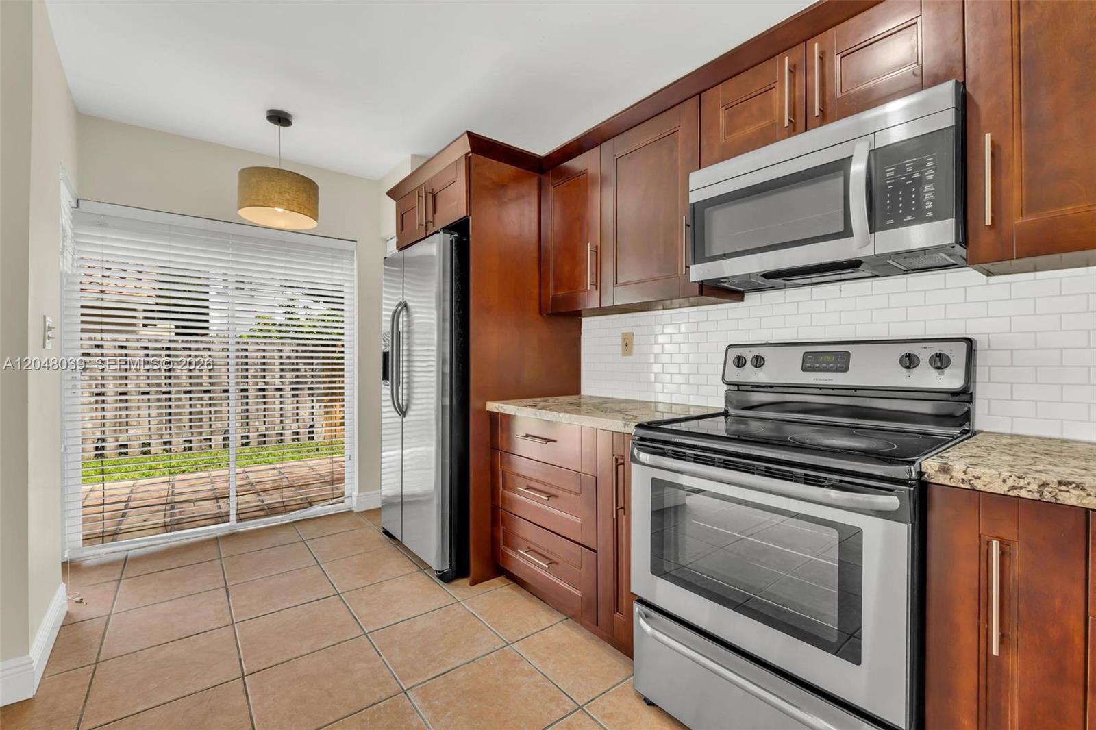 4916 Southwest 154th Avenue Miami, FL 33185 - Photo 17 of 53