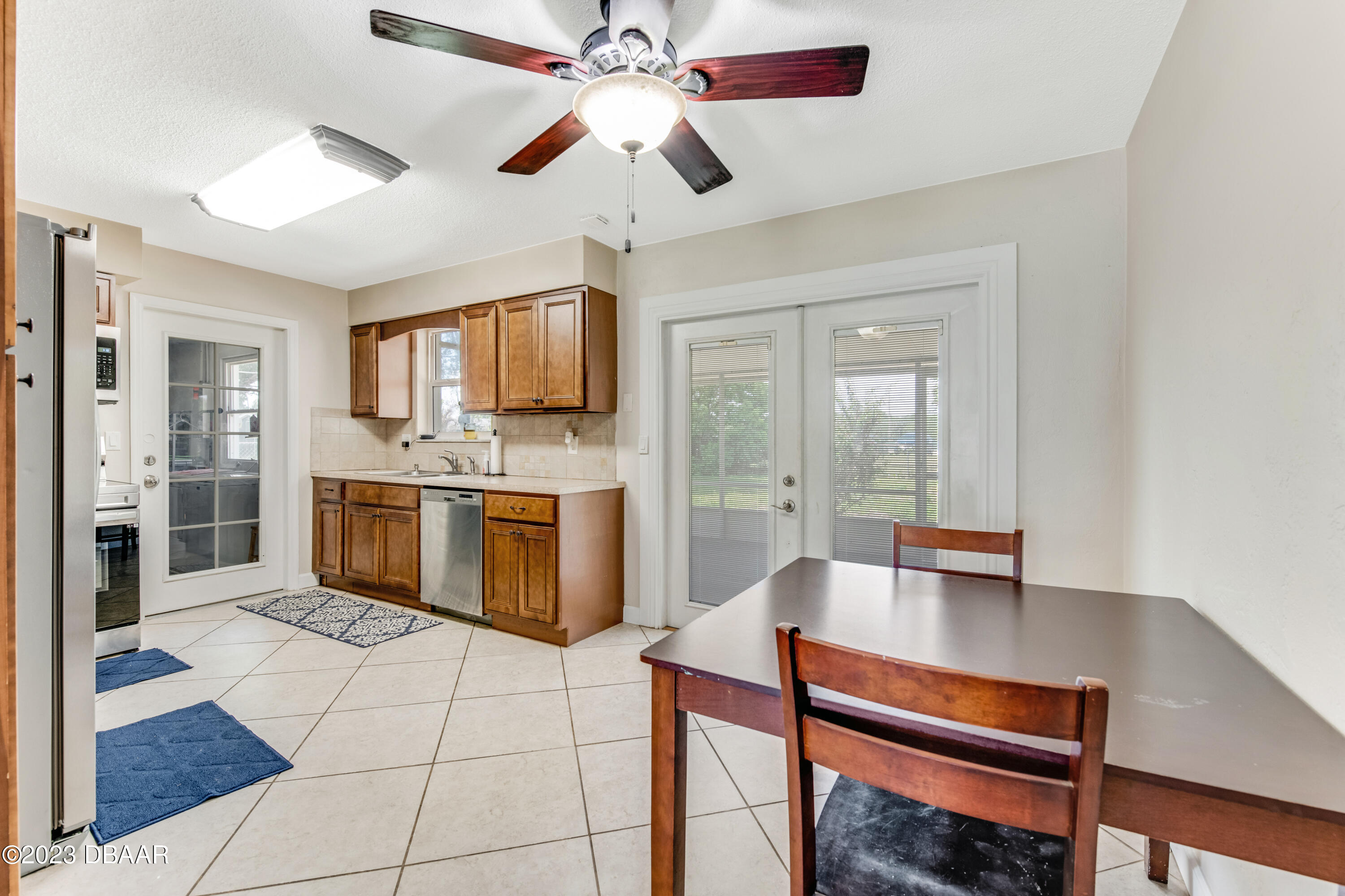 16 Brookwood Drive Ormond Beach, FL 32174 - Photo 6 of 20 D85_8989_HDR