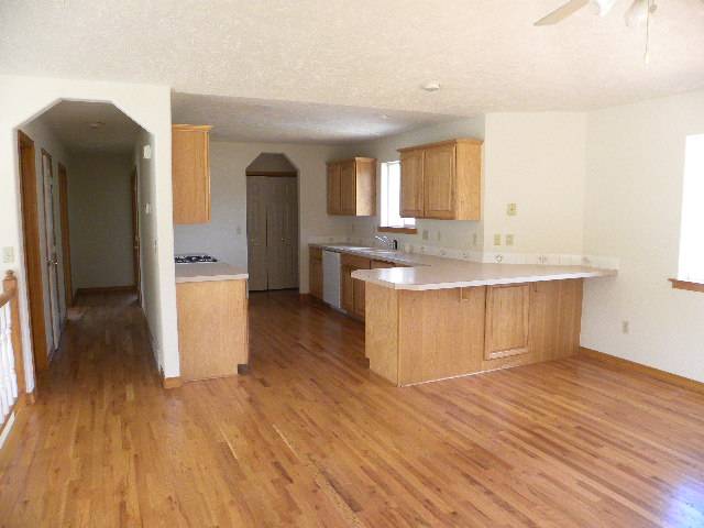 4521 South Mamer Road Spokane, WA 99206 - Photo 5 of 9