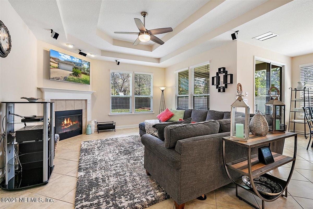 1663 Summerdown Way St. Johns, FL 32259 - Photo 11 of 36 10-Family Room