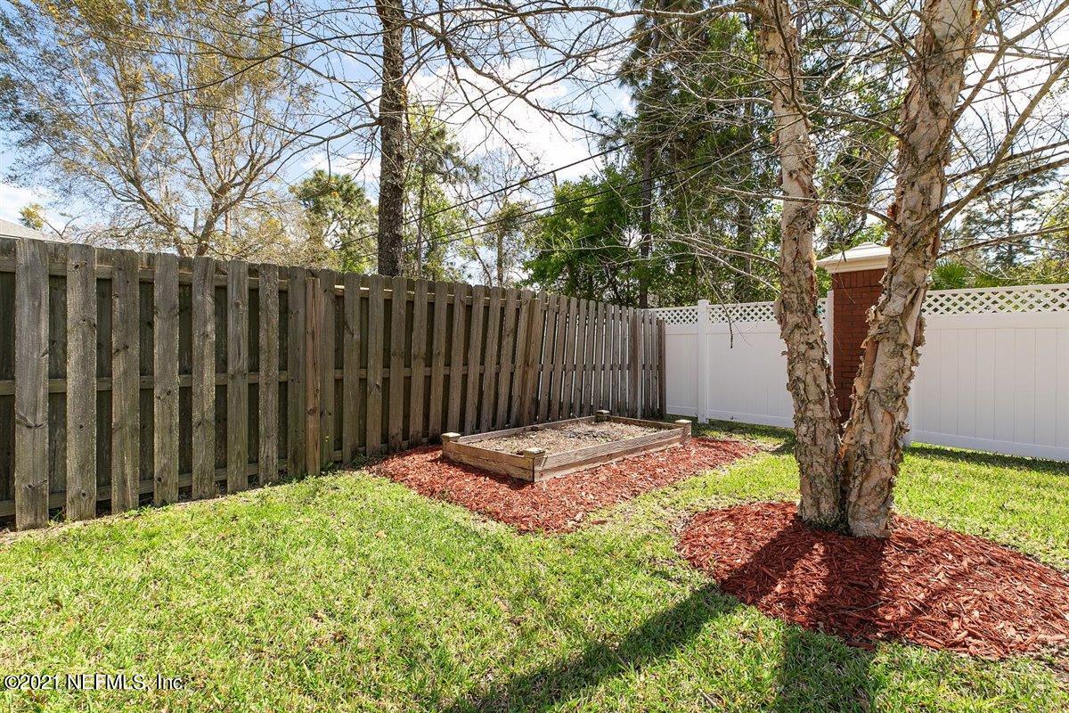 1663 Summerdown Way St. Johns, FL 32259 - Photo 28 of 36 27-Raised Bed Garden