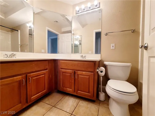 $2,600 | 9957 Cape May Street, Las Vegas, NV 89141