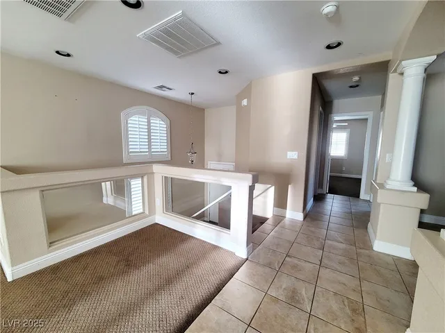 $2,600 | 9957 Cape May Street, Las Vegas, NV 89141