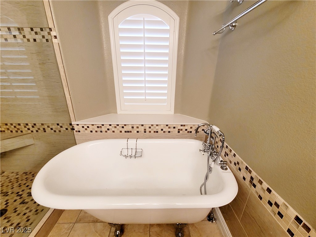 9957 Cape May Street Las Vegas, NV 89141 - Photo 7 of 27