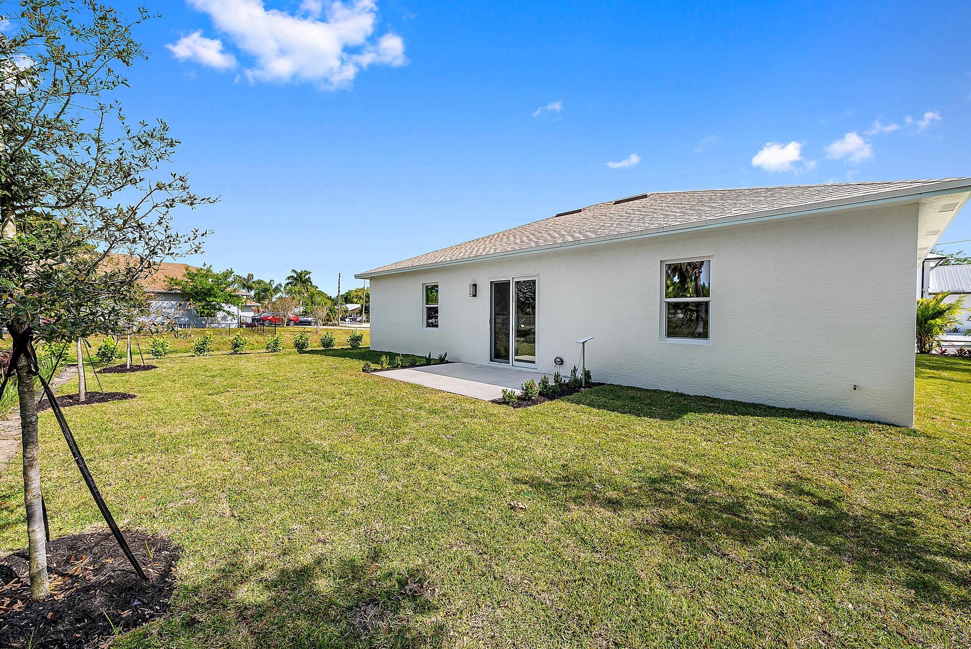 7005 3rd Street Jupiter, FL 33458 - Photo 16 of 23 7005 3rd St-17