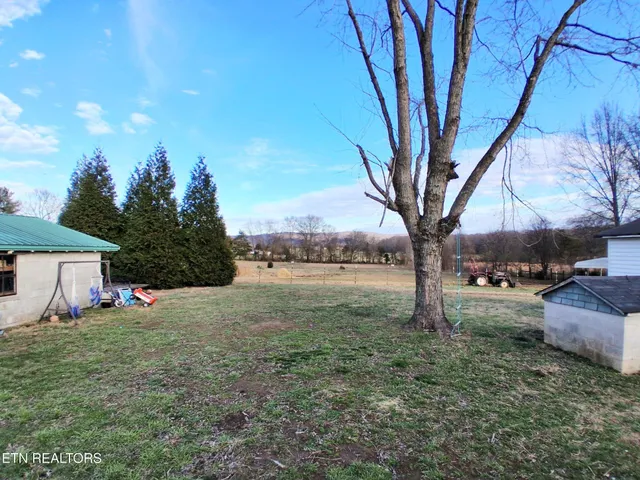 $300,000 | 71 Basham Road, Morrison, TN 37357