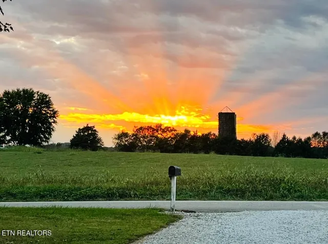 $300,000 | 71 Basham Road, Morrison, TN 37357