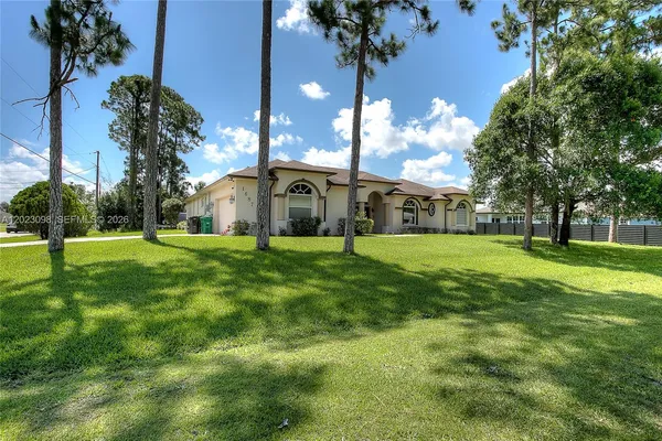$4,300 | 1687 Southwest Import Drive, Port St. Lucie, FL 34953