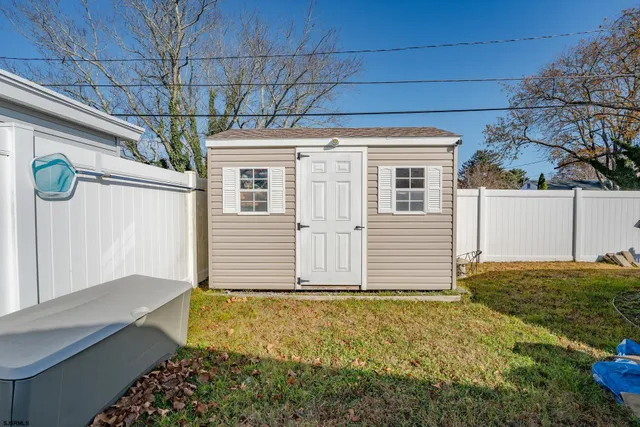 $459,900 | 33 West Meyran Avenue, Somers Point, NJ 08244