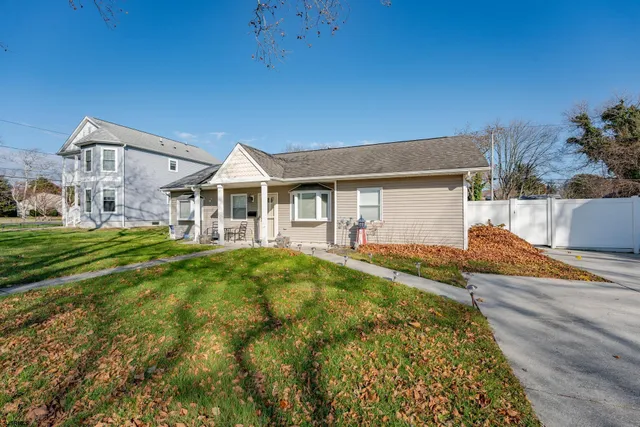 $459,900 | 33 West Meyran Avenue, Somers Point, NJ 08244