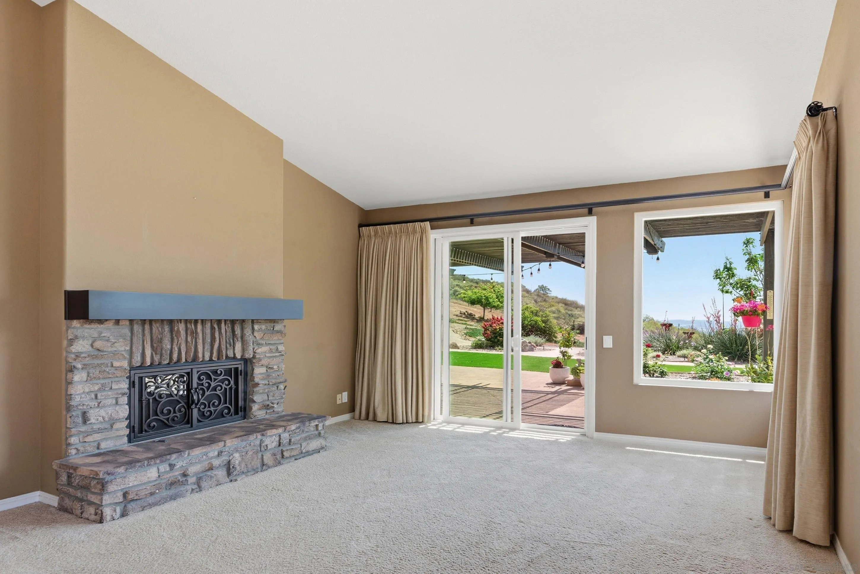 14505 Wildgrove Road Poway, CA 92064 - Photo 10 of 55 Gallery Image 10