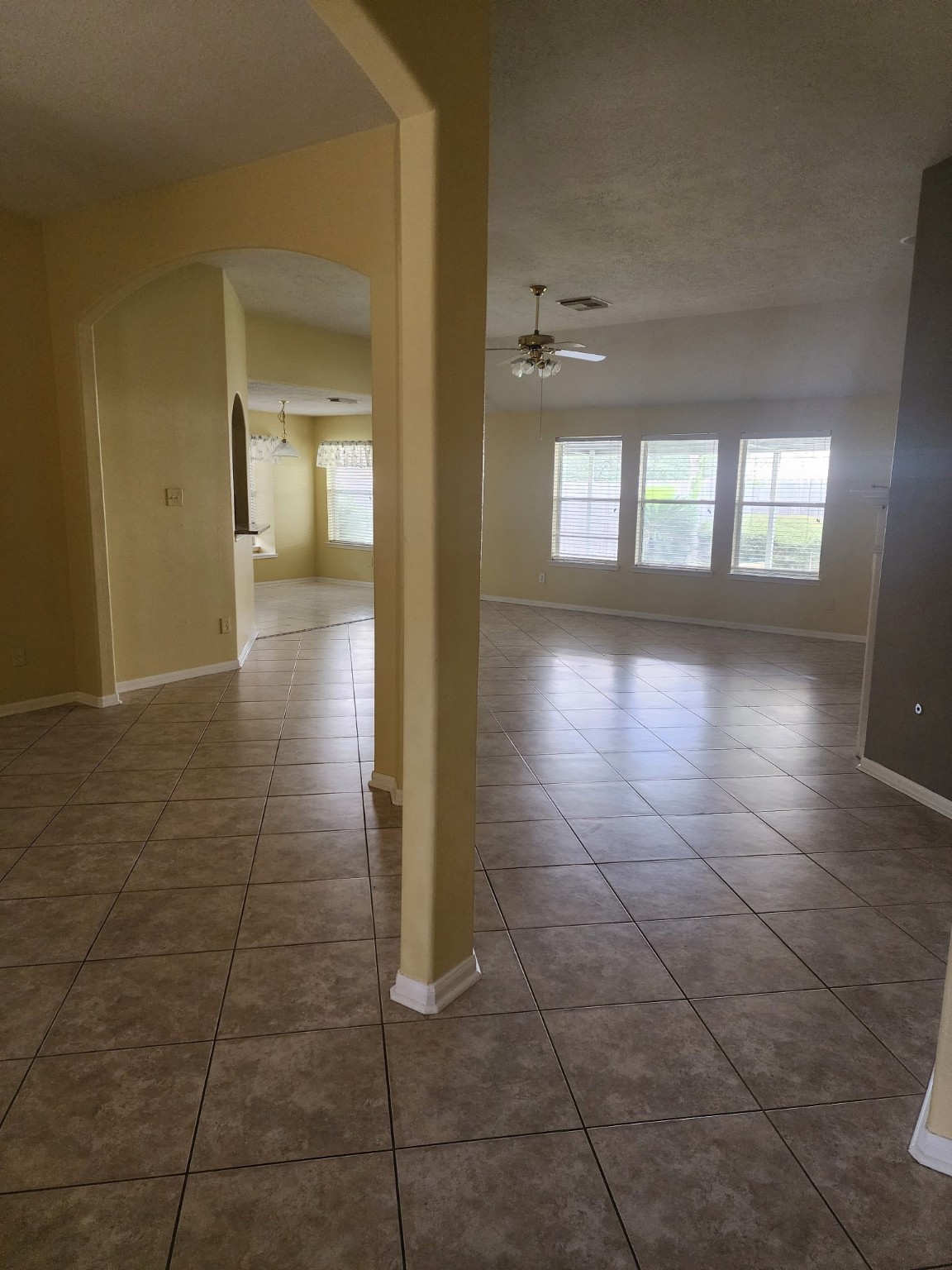 2314 Hannover Way Spring, TX 77388 - Photo 7 of 11 a view of a hallway