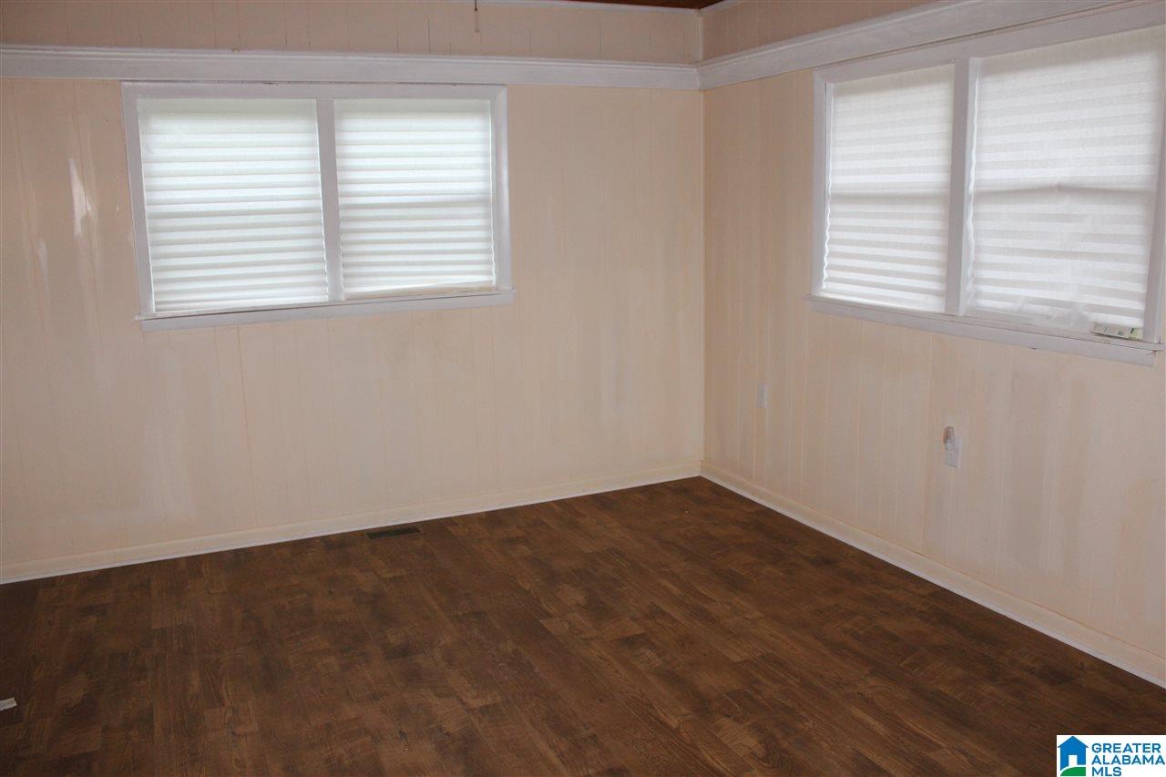 317 Adelaide Street Southwest Jacksonville, AL 36265 - Photo 4 of 28