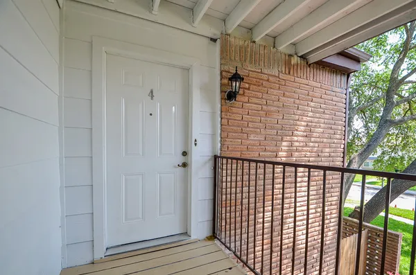 $1,450 | 8810 Ilona Lane, Unit 4, Houston, TX 77025