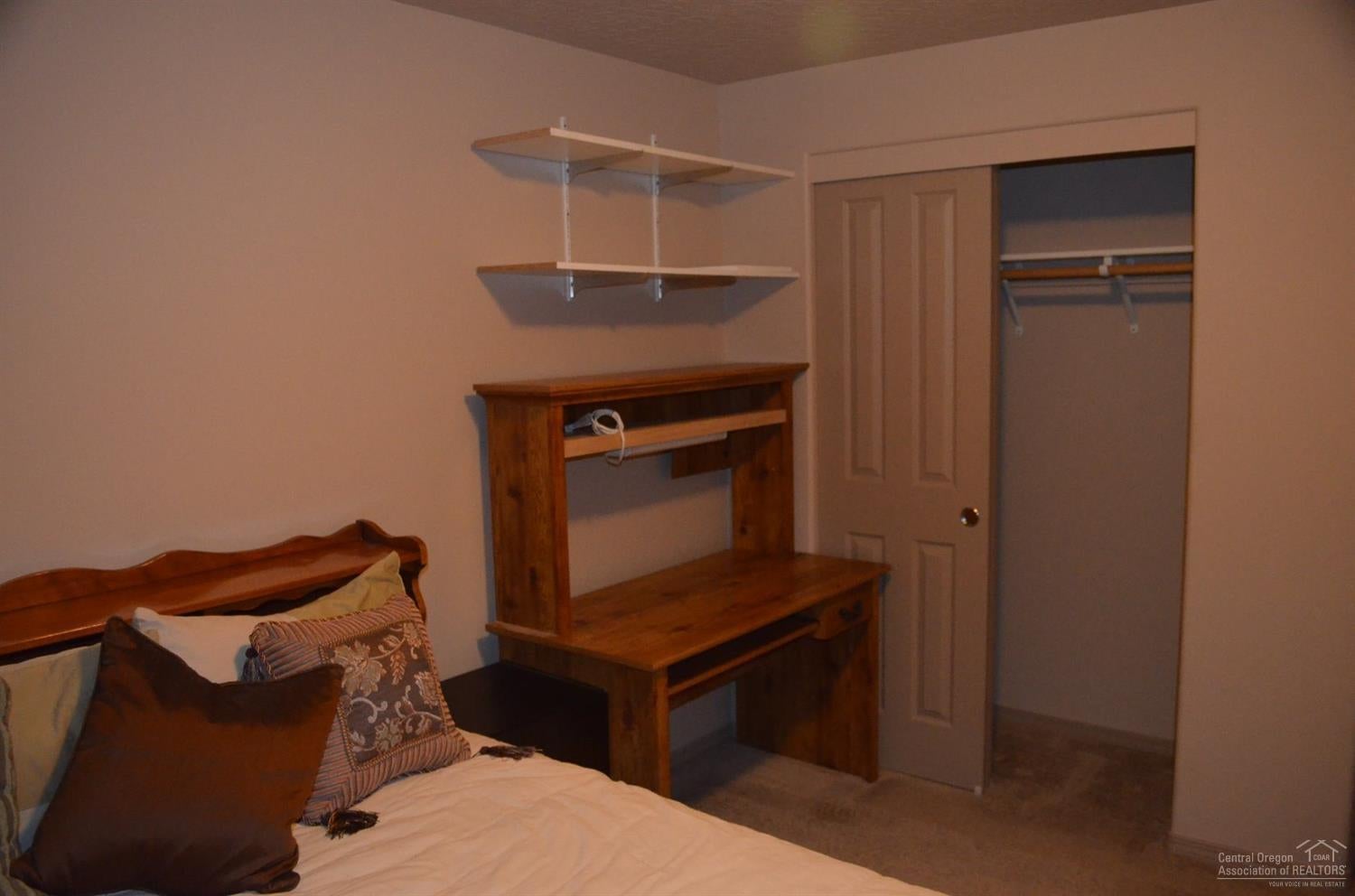 51275 Riley Lane La Pine, OR 97739 - Photo 12 of 25 Gallery Image 12