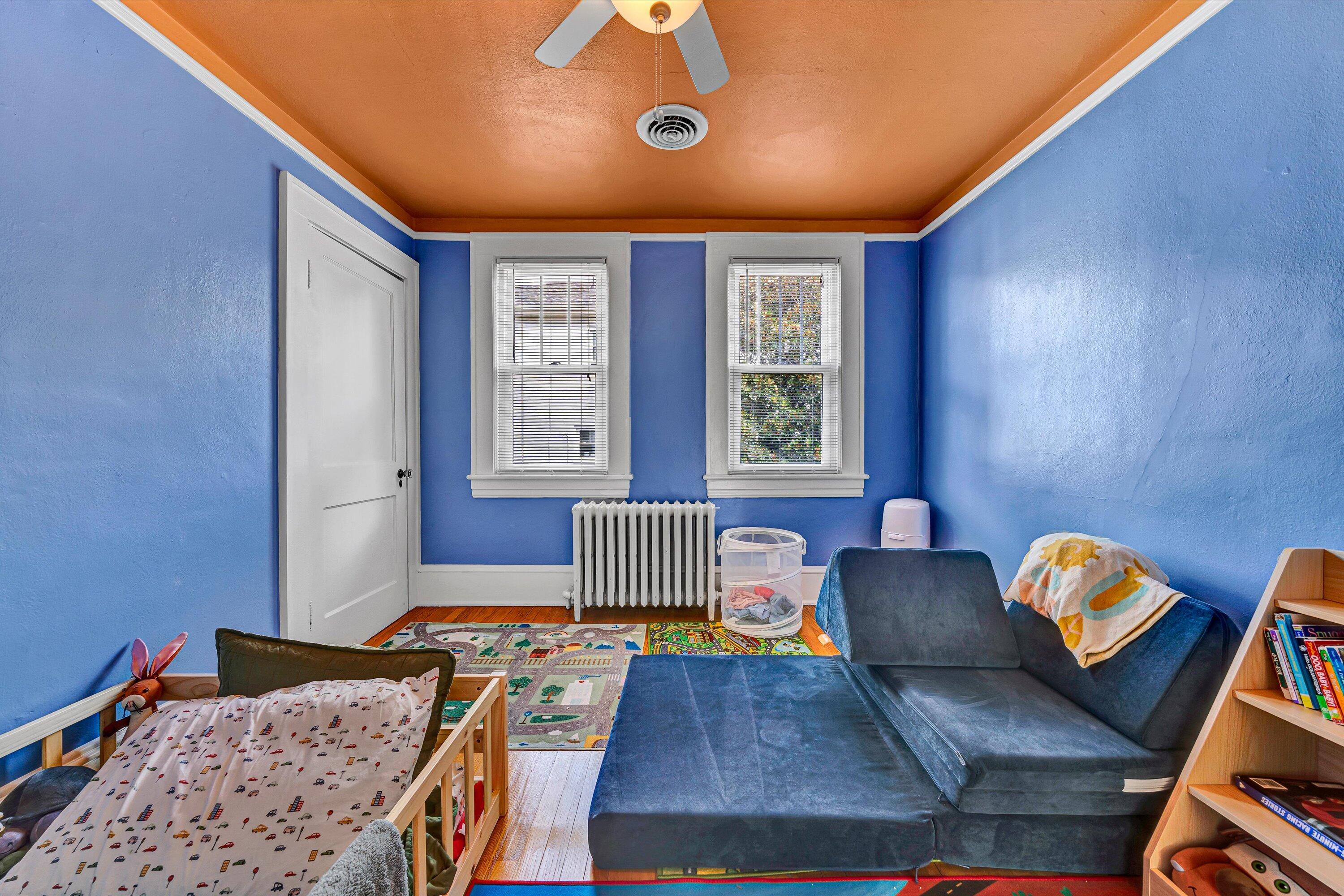 1907 Canterbury Road Southwest Roanoke, VA 24015 - Photo 21 of 36 a living room with furniture and a window