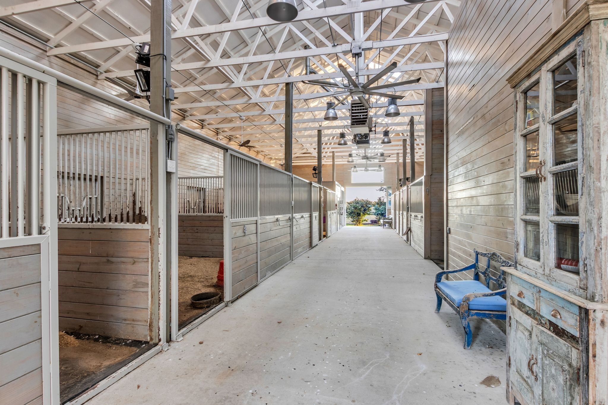 2942 Spanntown Road Arrington, TN 37014 - Photo 24 of 94 a view of a porch with a bench