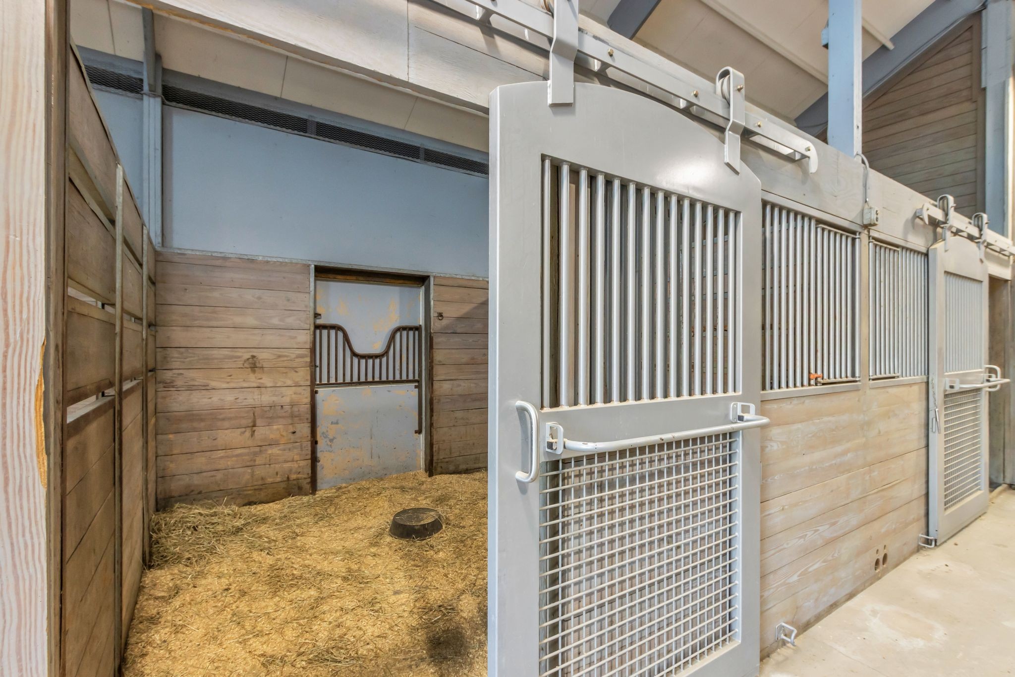 2942 Spanntown Road Arrington, TN 37014 - Photo 26 of 94 a view of a door