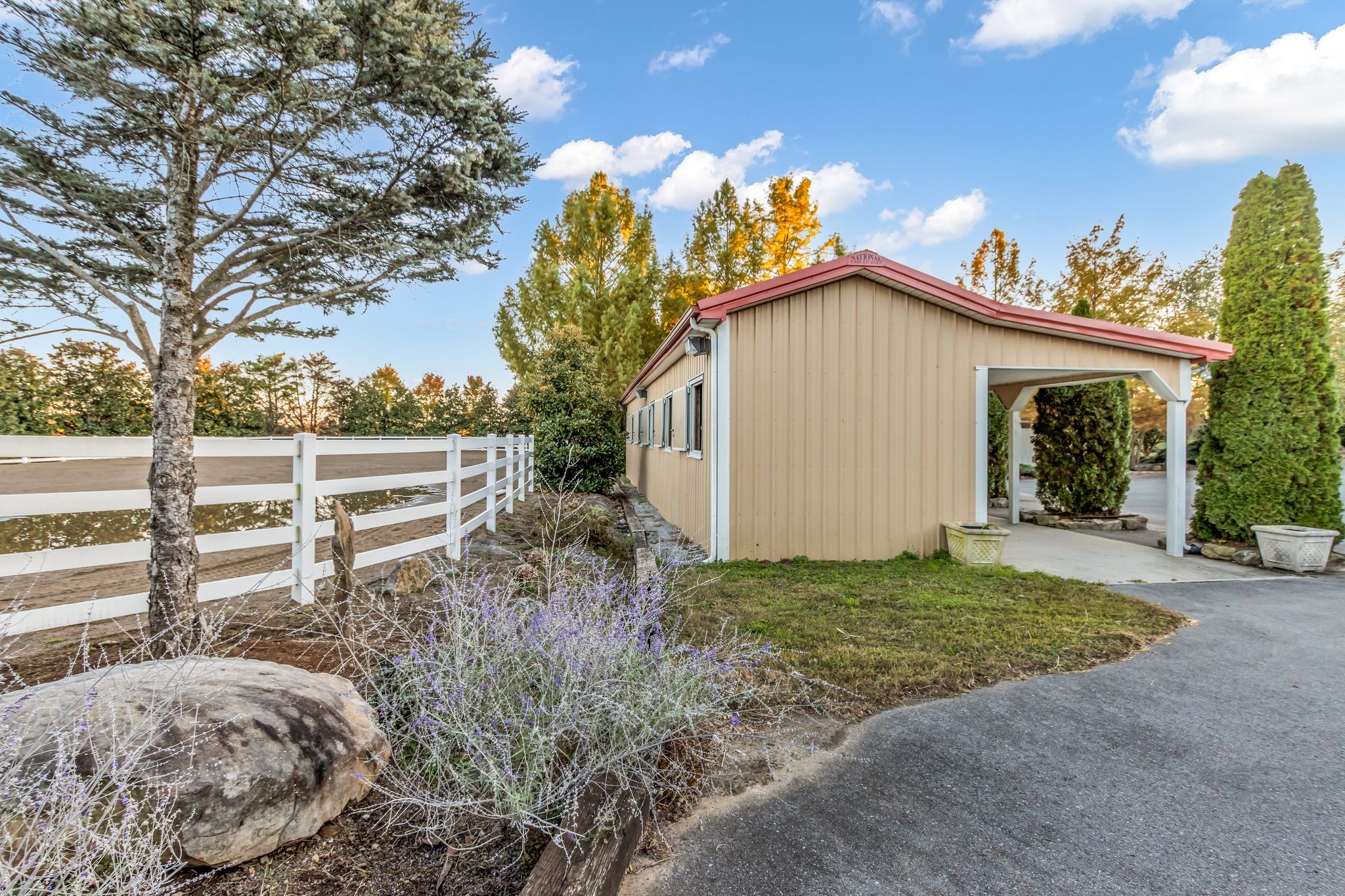 2942 Spanntown Road Arrington, TN 37014 - Photo 36 of 94 a view of backyard of house with green space