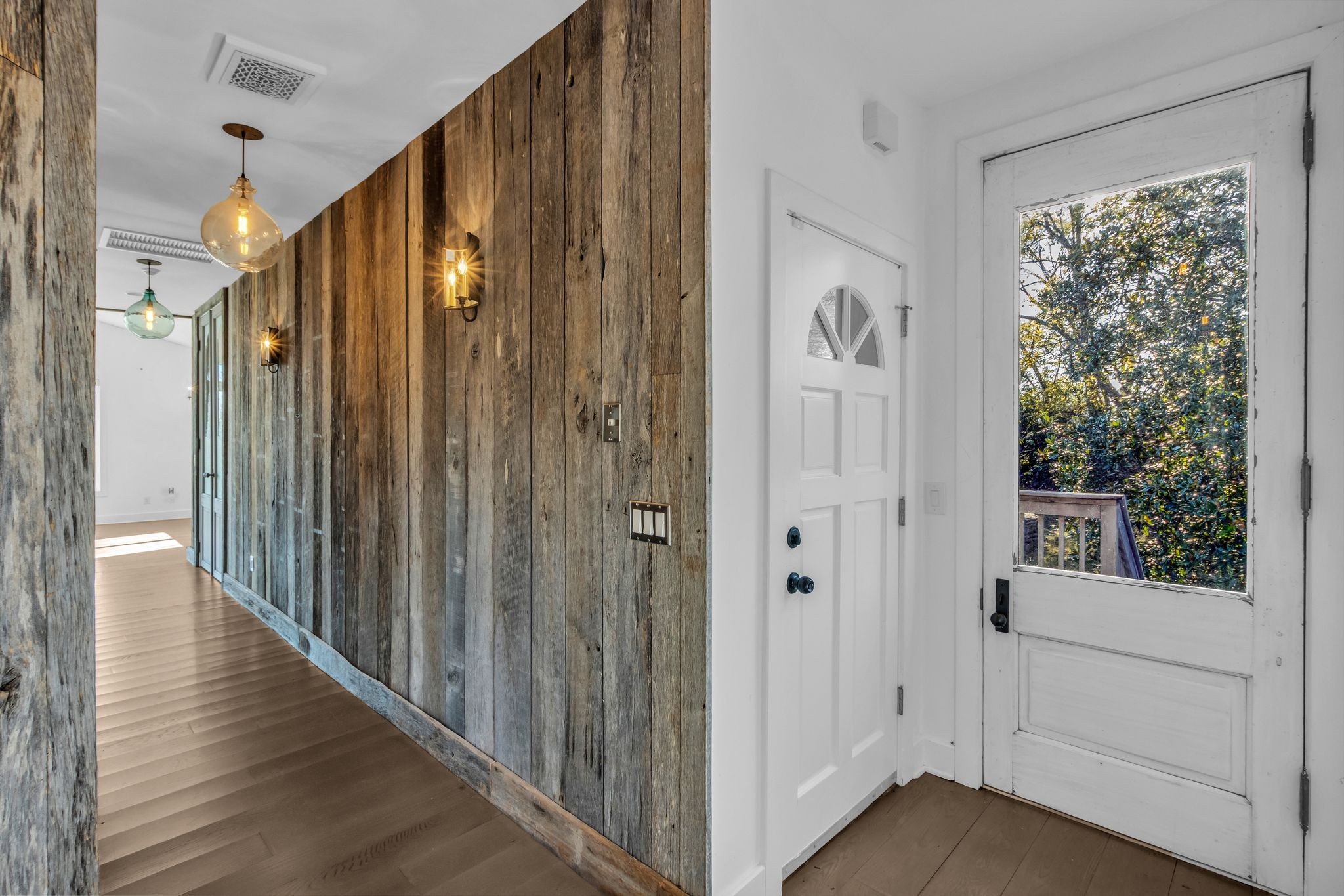 2942 Spanntown Road Arrington, TN 37014 - Photo 40 of 94 a view of a entryway with wooden floor