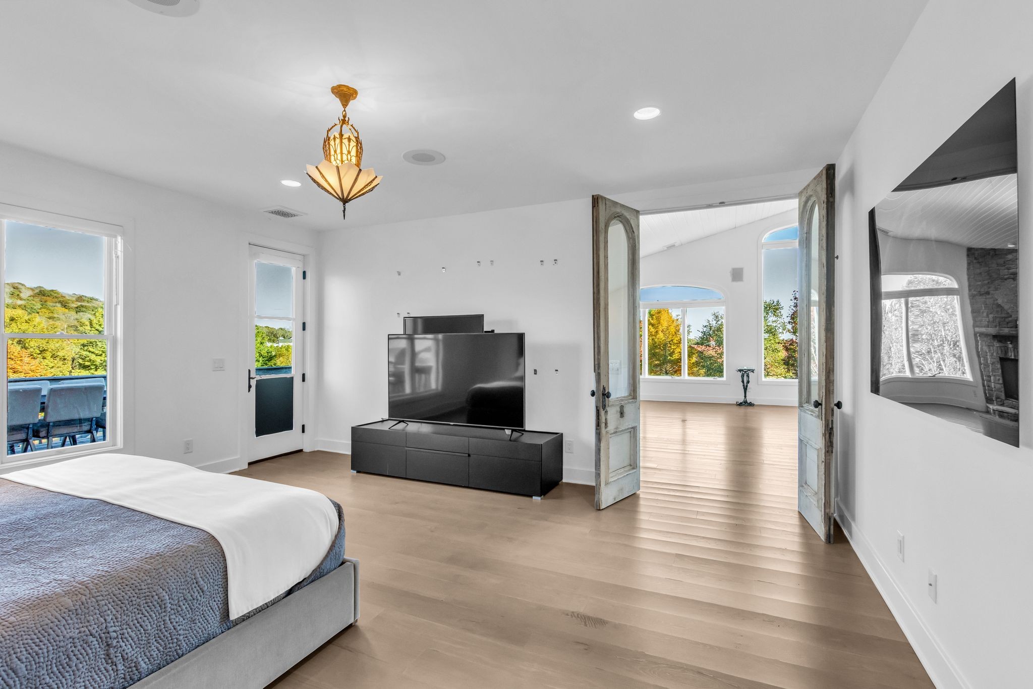 2942 Spanntown Road Arrington, TN 37014 - Photo 53 of 94 a bedroom with furniture and a wooden floor