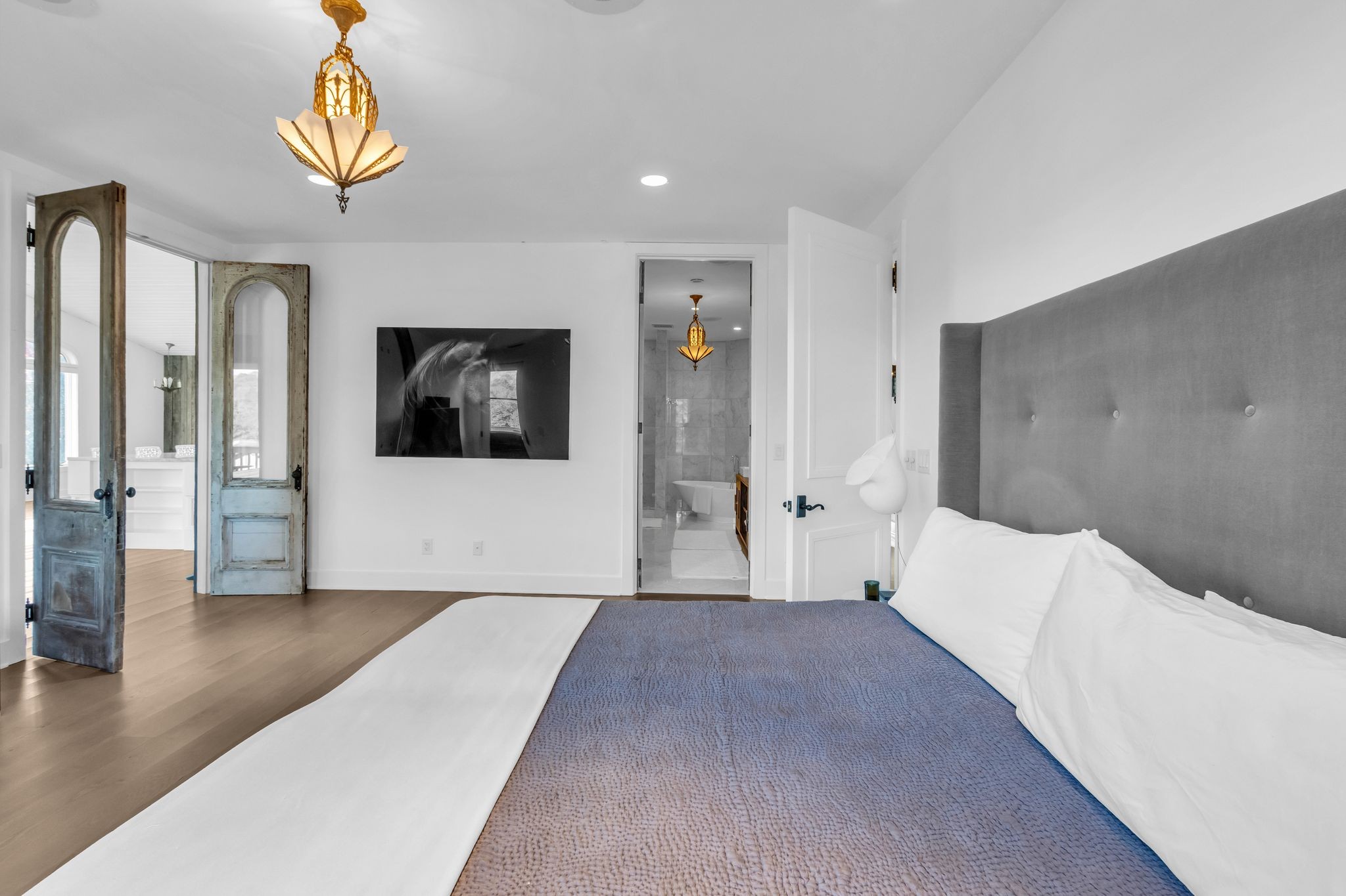 2942 Spanntown Road Arrington, TN 37014 - Photo 56 of 94 a view of a big room with wooden floor and windows