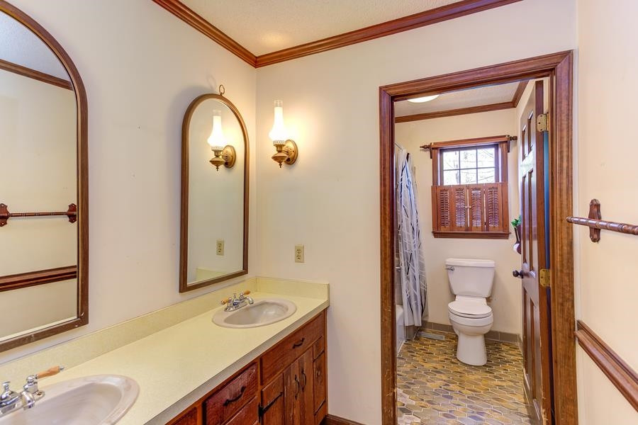 8505 East Lake Court Raleigh, NC 27613 - Photo 19 of 25 Photo 19