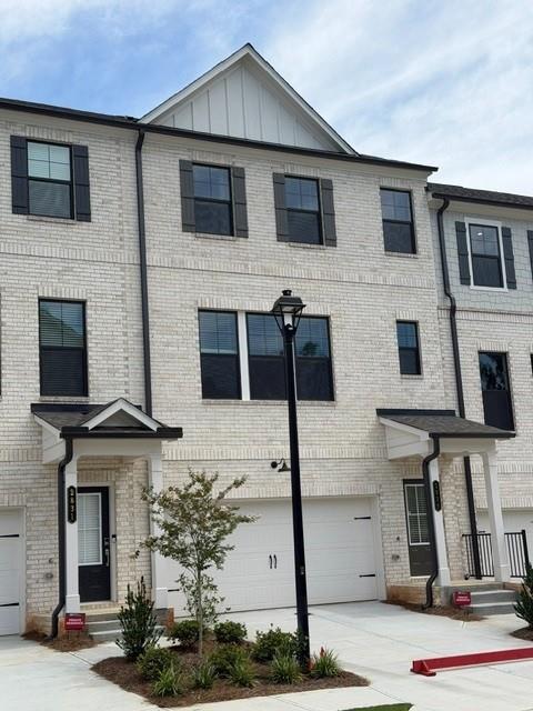 2829 Rosehall Way Lawrenceville, GA 30044 - Photo 2 of 24