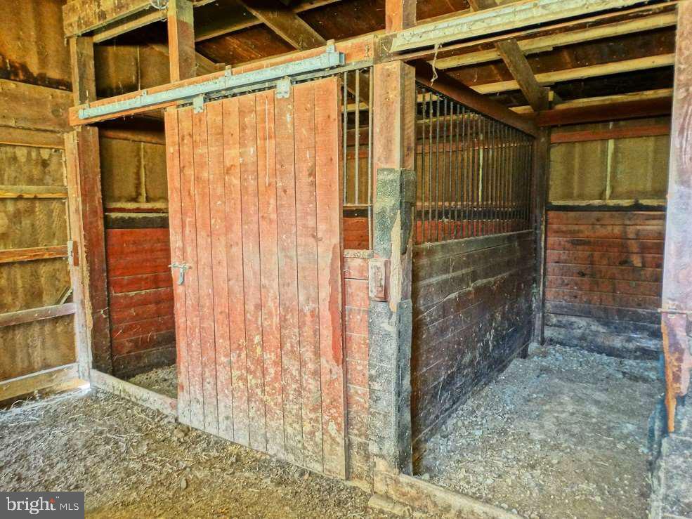 133 Bluestone Road York, PA 17406 - Photo 11 of 26 Gallery Image 11