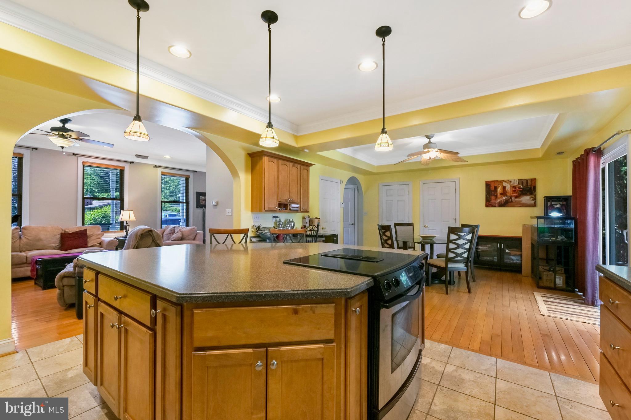 1615 Hilltop Road Edgewater, MD 21037 - Photo 3 of 31