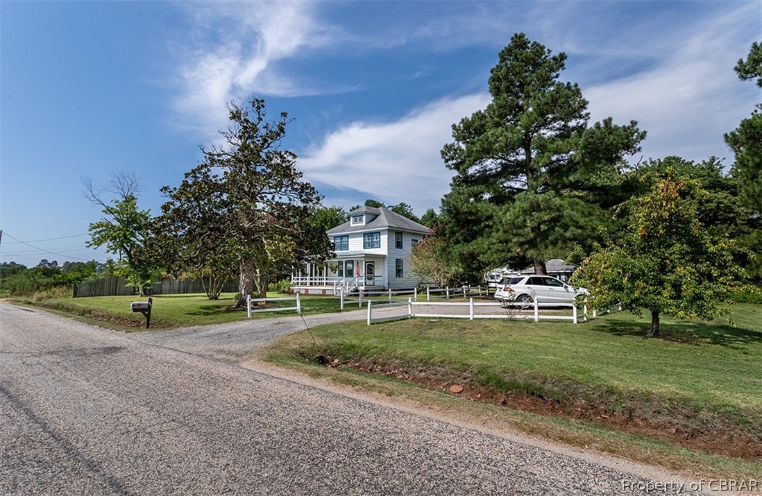 2326 Perrin Creek Road Hayes, VA 23072 - Photo 2 of 39