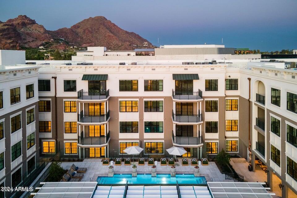 4240 East Camelback Road, Unit 513 Phoenix, AZ 85018 - Photo 14 of 18 Elevated Lifestyle