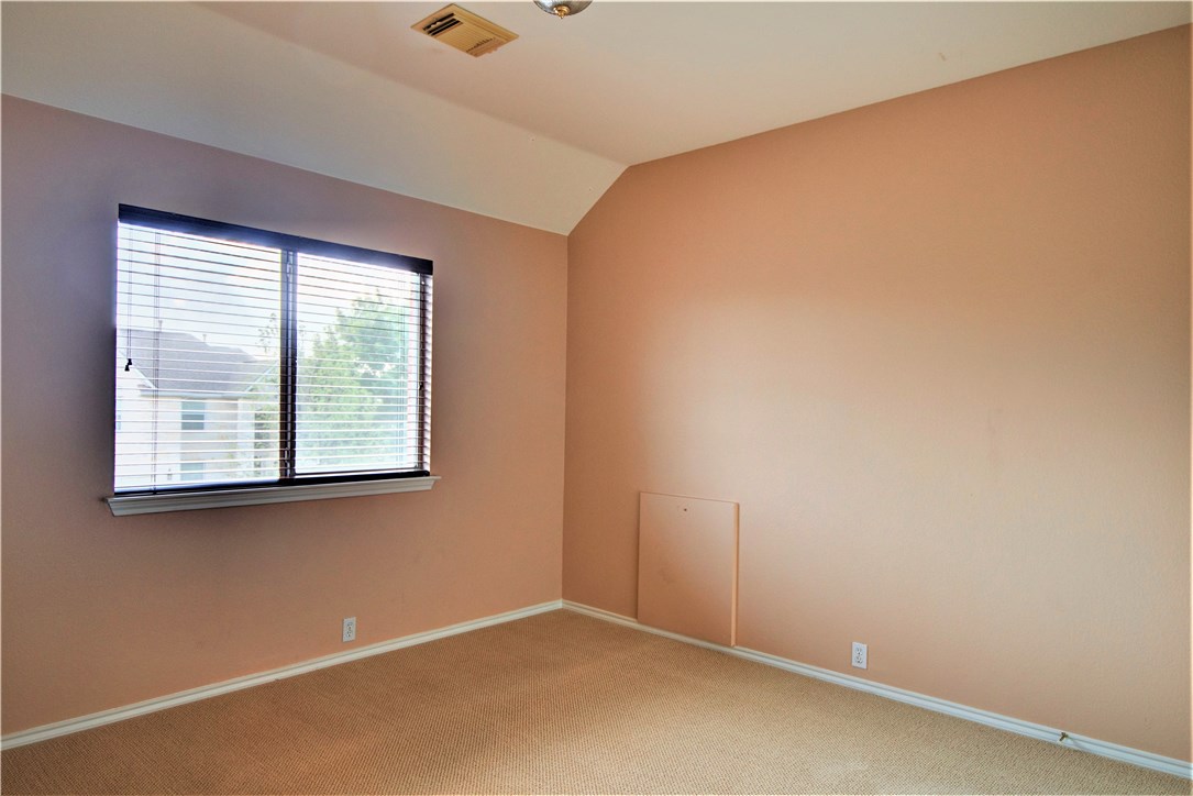8217 Endeavor Circle Austin, TX 78726 - Photo 31 of 36 an empty room with a window