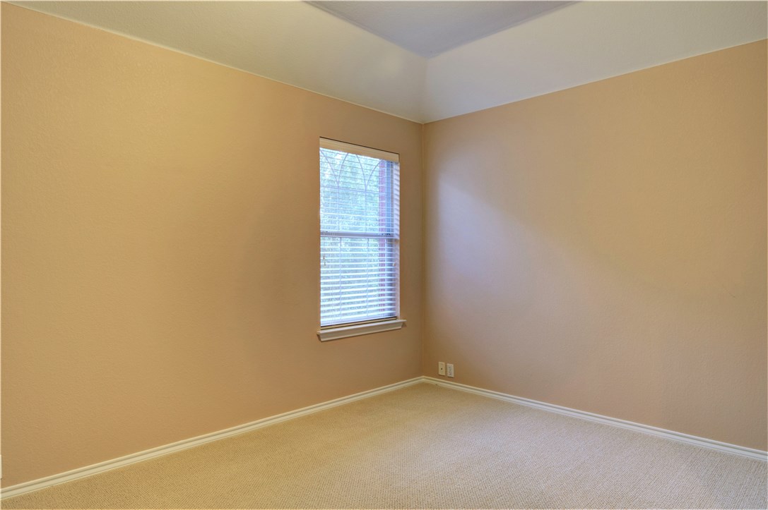 8217 Endeavor Circle Austin, TX 78726 - Photo 36 of 36 an empty room with a window