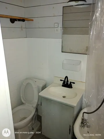 $1,850 | 77 West Main Street, Ware, MA 01082