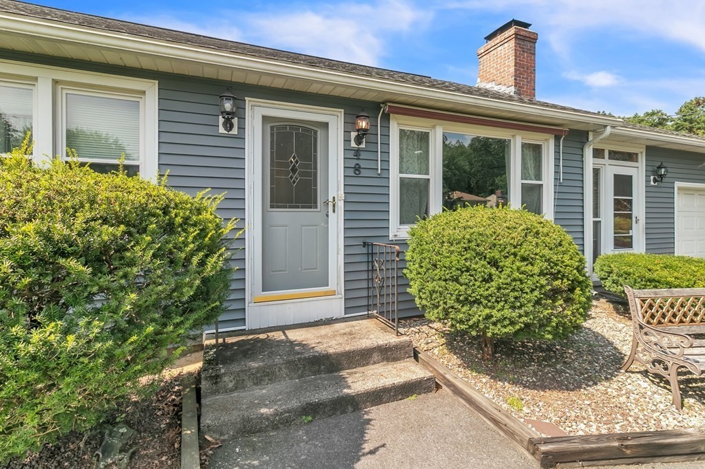 48 Greenlawn Street Springfield, MA 01119 - Photo 17 of 39 front view of a house